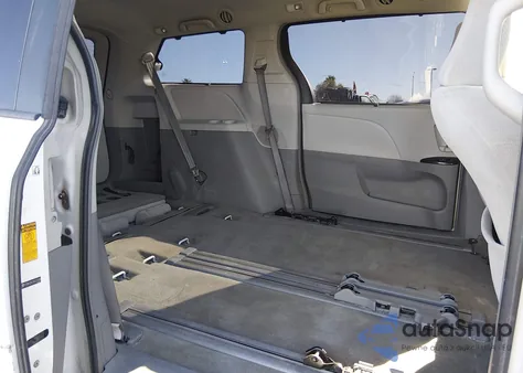 2013 Toyota Sienna Le V6 8 Passenger from USA, damaged, VIN 5TDKK3DC7DS327698